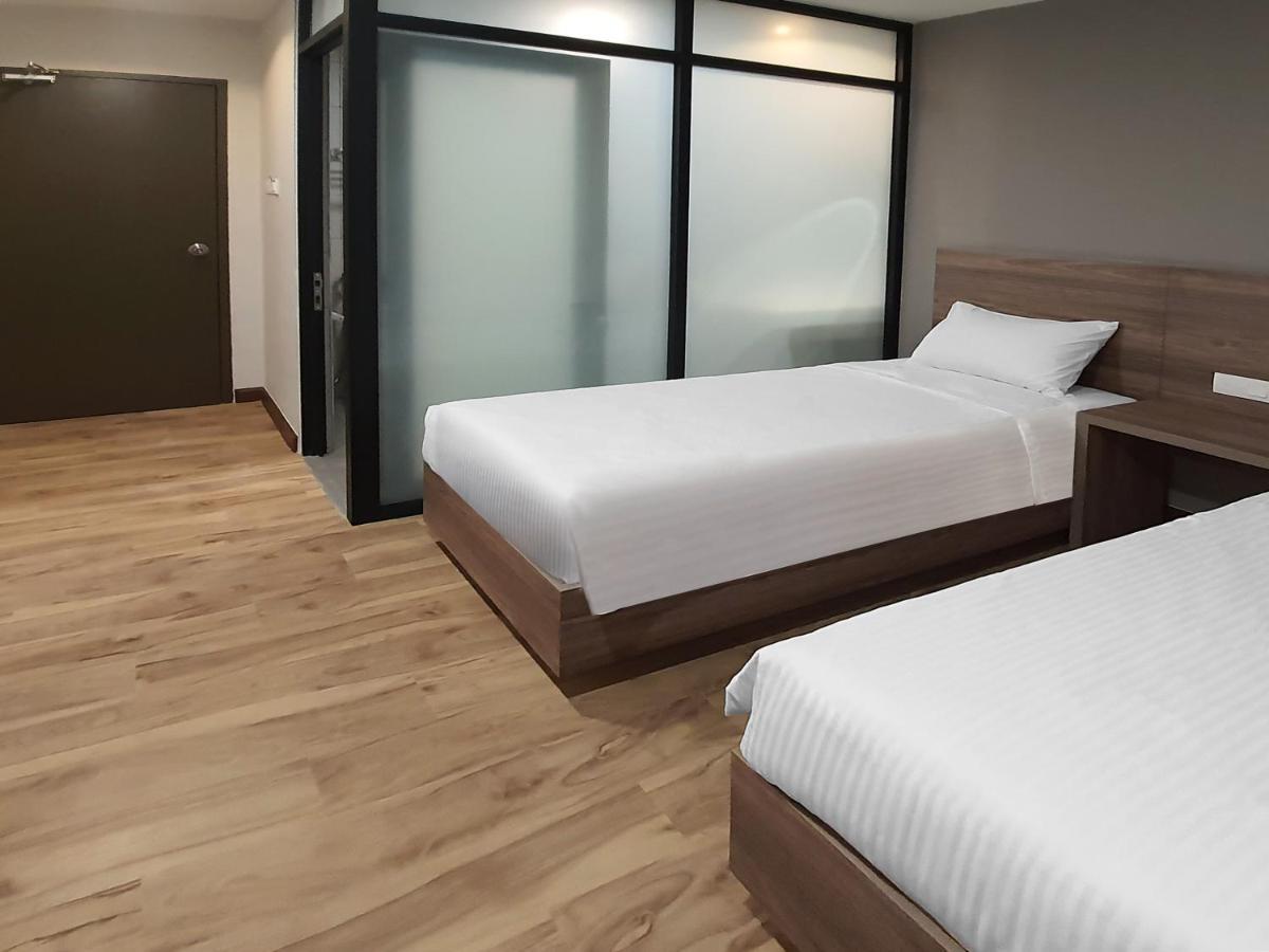 Aces Hotel Куала Лумпур Екстериор снимка