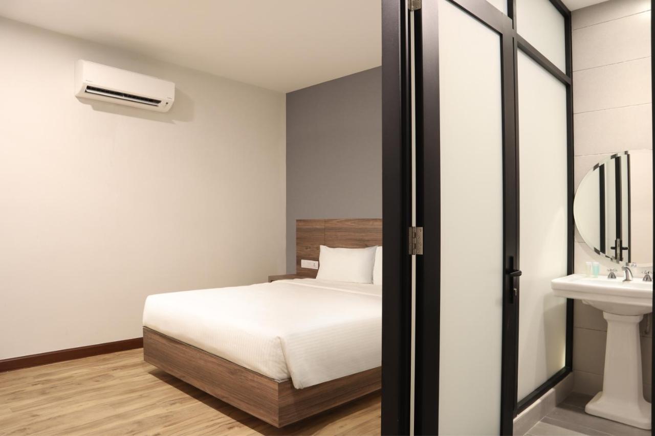 Aces Hotel Куала Лумпур Екстериор снимка
