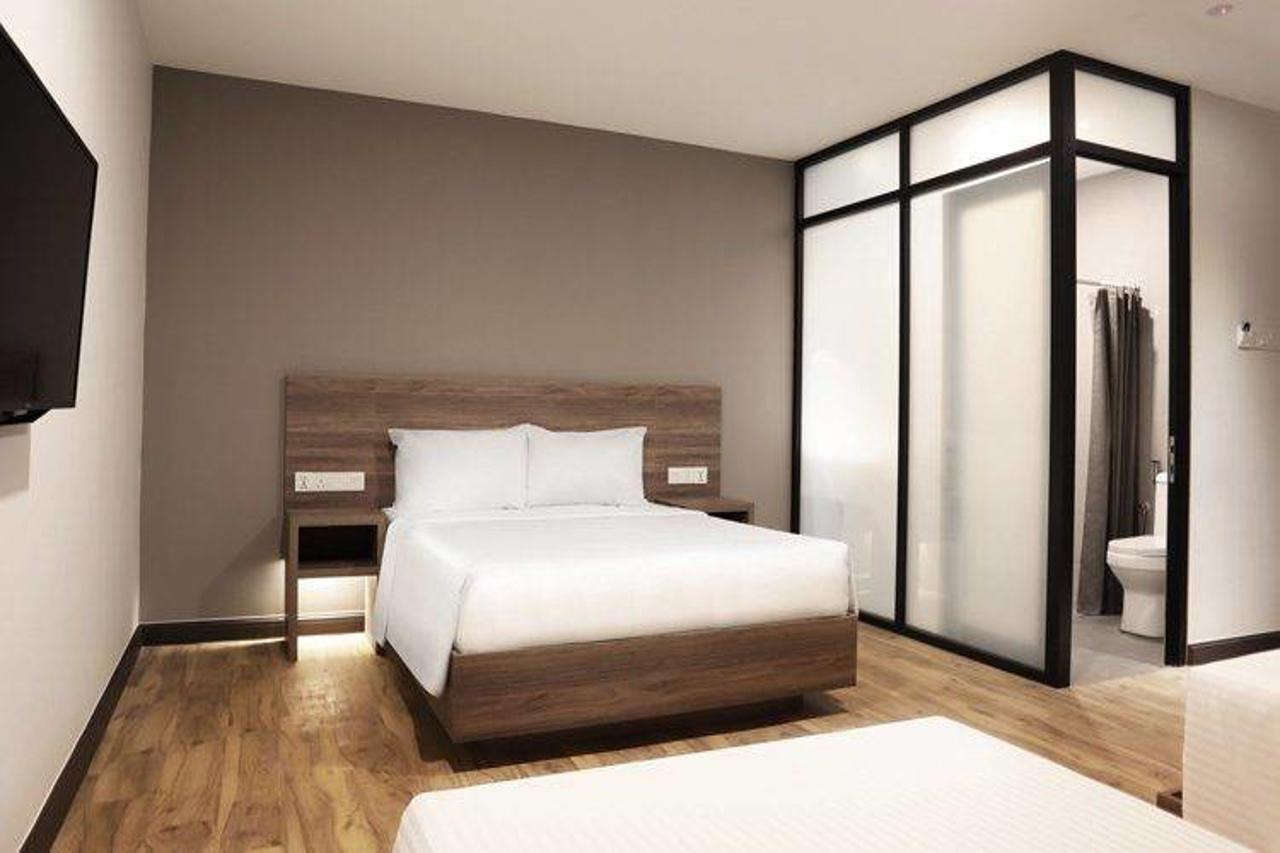 Aces Hotel Куала Лумпур Екстериор снимка